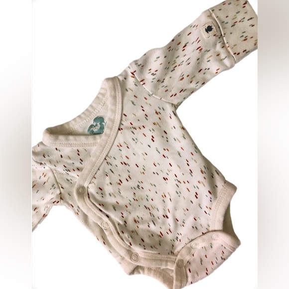 Bundle of 2 patterned matching onesies• Trois moutons• Baby clothes• Pre - Picture 3 of 9